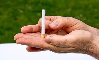 Cómo dejar de fumar rápidamente en casa
